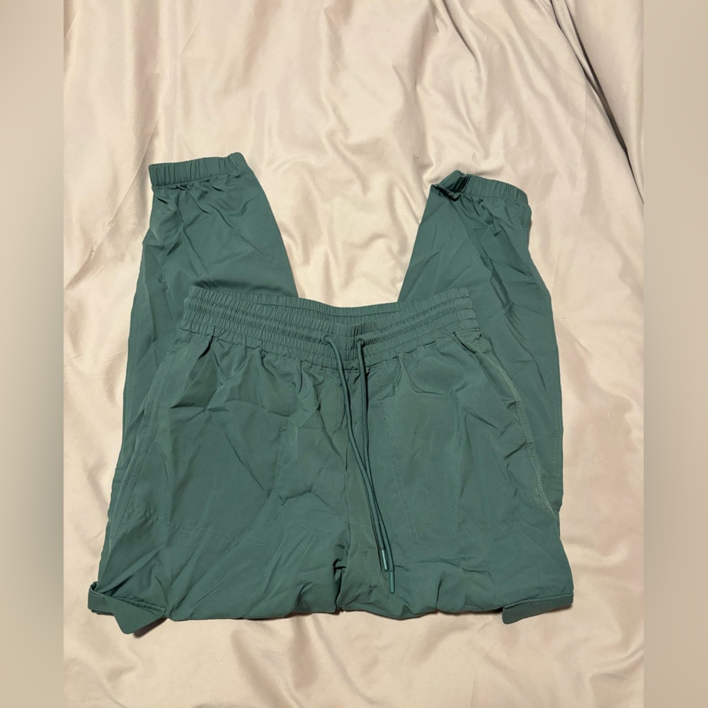 Stretch tech women’s joggers